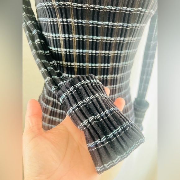 Free People Snowbunny Girlfriend off the shoulder top size med stretchy fabric - Picture 11 of 13